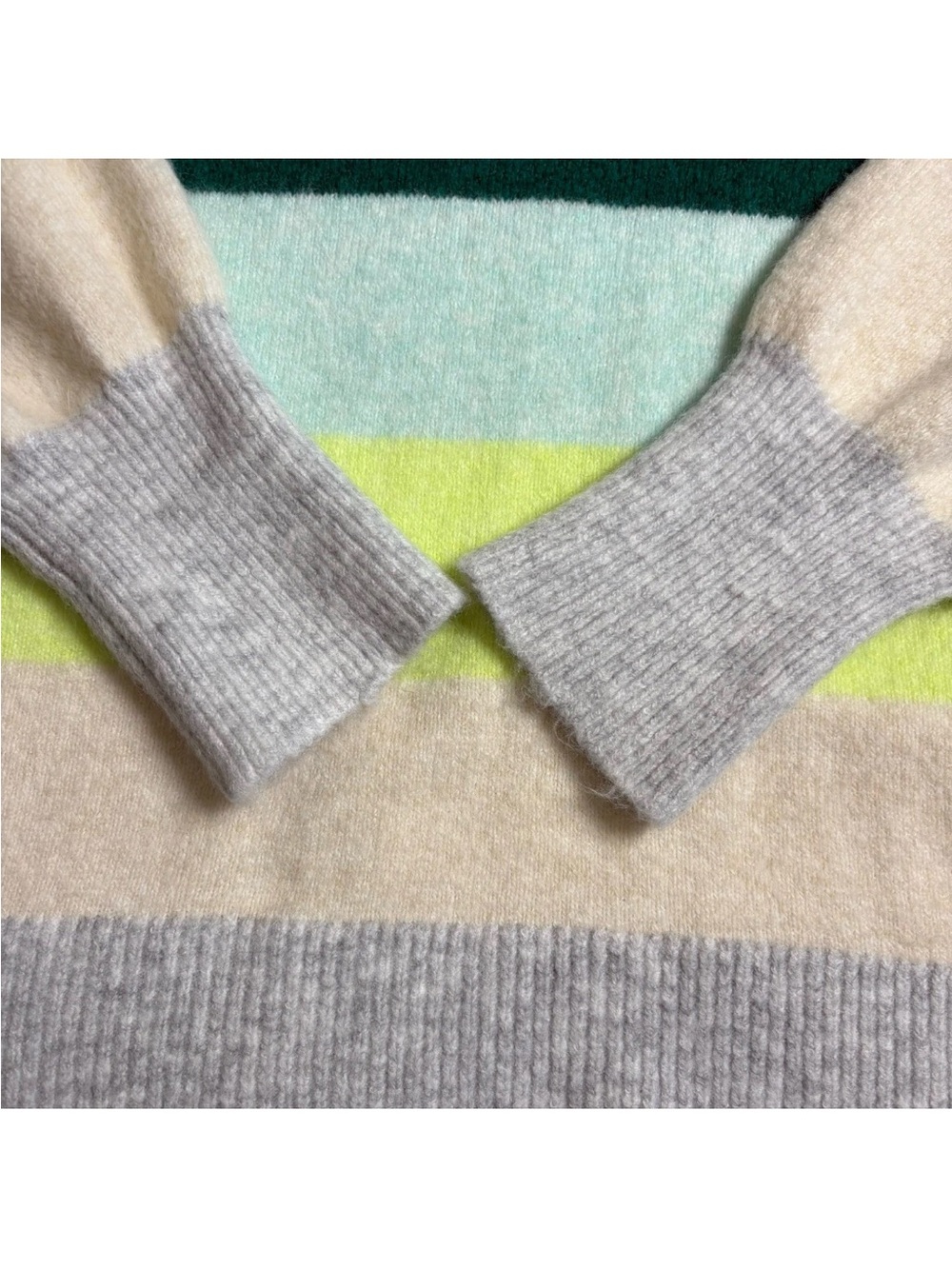 LOFT Striped V Neck Sweater Long Sleeve Green Cream Gray Striped Womens Large - Picture 7 of 9